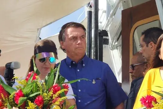 Bolsonaro vai a Belém e participa de romaria fluvial do Círio de Nazaré