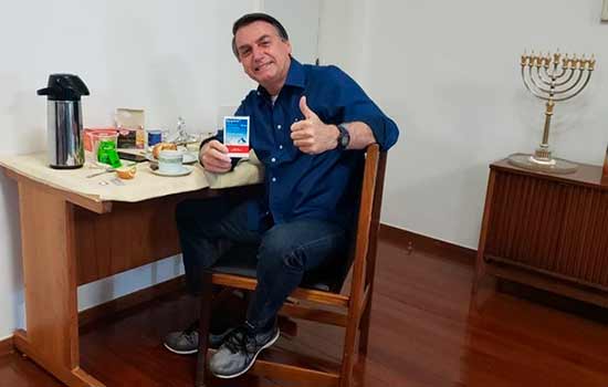 Bolsonaro anuncia teste negativo para covid-19