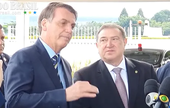 Bolsonaro diz que Greenpeace é ‘lixo’ e ‘não vale nada’