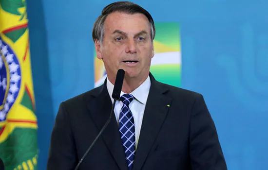 Bolsonaro: ‘não existe qualquer risco com operação que traz brasileiros de Wuhan’_x000D_