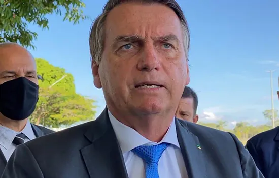 Bolsonaro diz que CPI da Covid é ‘carnaval fora de época’