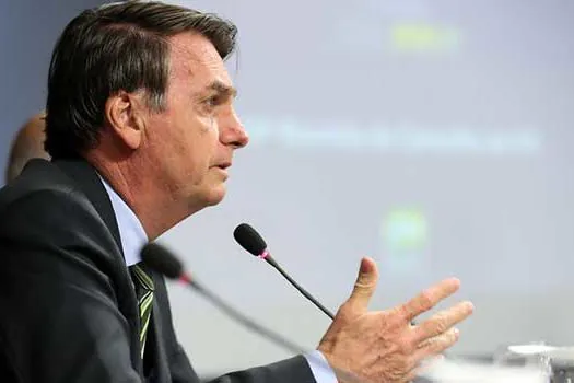 Bolsonaro admite que vai conversar com Guedes sobre criação de ‘nova CPMF’