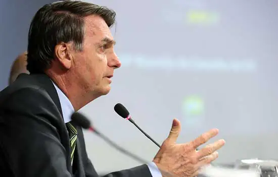 Bolsonaro admite que vai conversar com Guedes sobre criação de ‘nova CPMF’