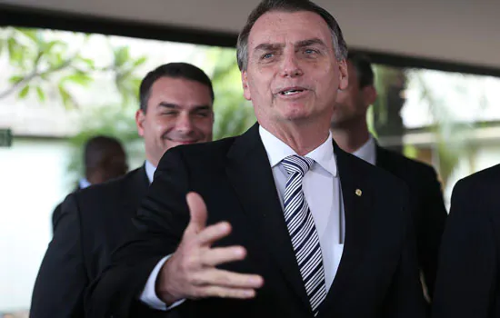 Bolsonaro pede redução dos juros ao presidente do BB para crédito rural