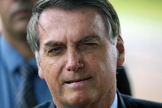 Bolsonaro questiona segurança nas eleições e diz que Datafolha ‘recebe grana’