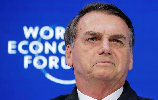 Bolsonaro diz que vai trabalhar para o Brasil ser exemplo para o mundo