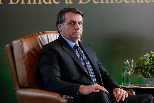 Aras: Bolsonaro tem direito de desistir de depoimento sobre interferência na PF