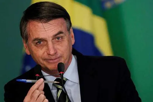 Bolsonaro edita recorde de decretos desde Collor