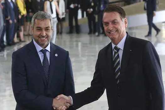 Presidente do Paraguai, Benítez chega ao Planalto para encontro com Bolsonaro