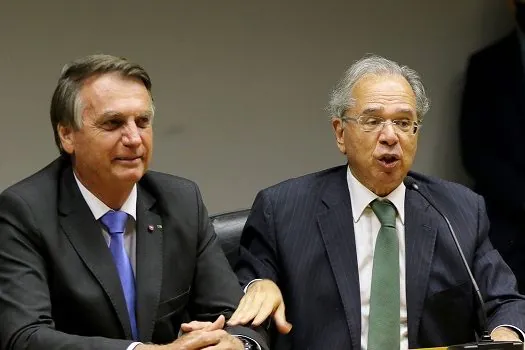 Bolsonaro diz que valor de auxílio foi decidido com responsabilidade