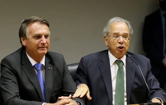 Bolsonaro diz que valor de auxílio foi decidido com responsabilidade