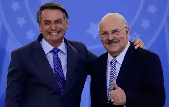 MPF vê “interferência ilícita” de Bolsonaro em apuração no MEC; caso volta ao STF