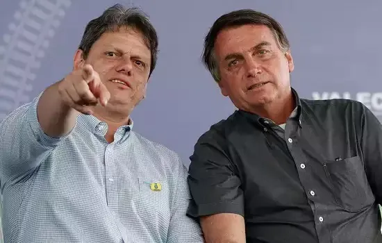 Tarcísio diz ter discordado de Bolsonaro sobre vacinação contra covid-19