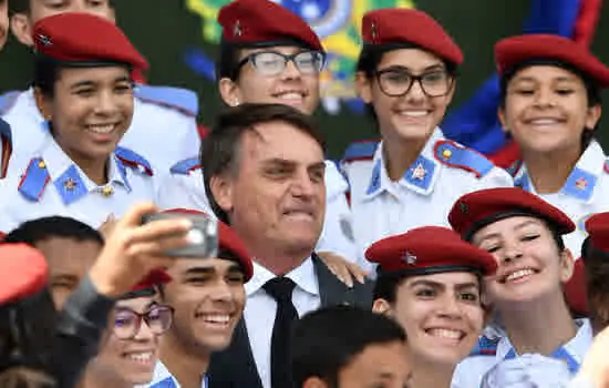 Colégios militares proíbem alunos de irem à Olimpíada de História