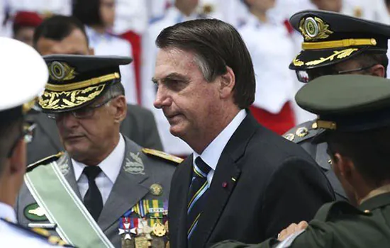 MPF aponta interferência de Bolsonaro no Exército