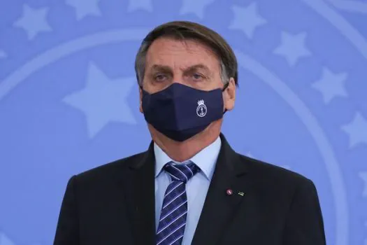 Imprensa internacional repercute inelegibilidade de Bolsonaro e acusações de fake news