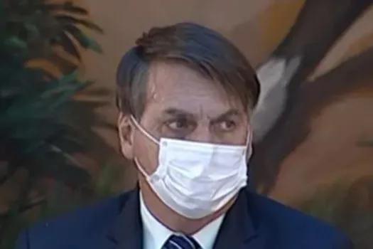 Forças Armadas não medirão esforços para garantir nossa liberdade, diz Bolsonaro