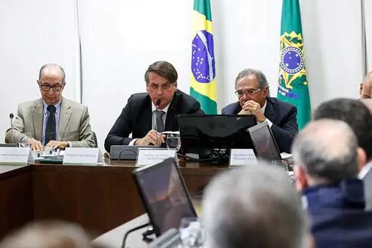 Pressionado, Governo estuda transformar Receita Federal em agência independente