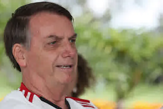 Bolsonaro leva tombo no Palácio da Alvorada e vai para o Hospital das Forças Armadas