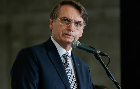 Bolsonaro está ‘debruçado’ sobre indulto natalino