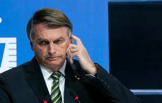 TSE retoma nesta sexta julgamento que pode tornar Bolsonaro inelegível