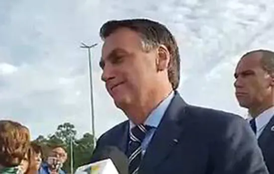 Bolsonaro ofende jornalista Patrícia Campos Mello ao citar depoimento em CPI