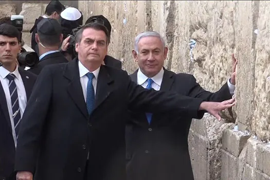 Com visita inédita a muro, Bolsonaro mira evangélicos e Netanyahu, reeleição