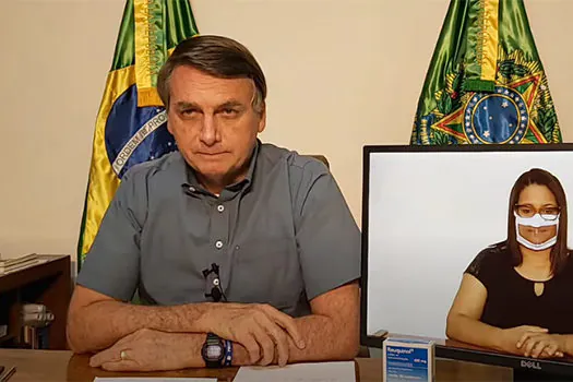 “Vamos ter que buscar fonte de recurso para o Fundeb”, diz Bolsonaro