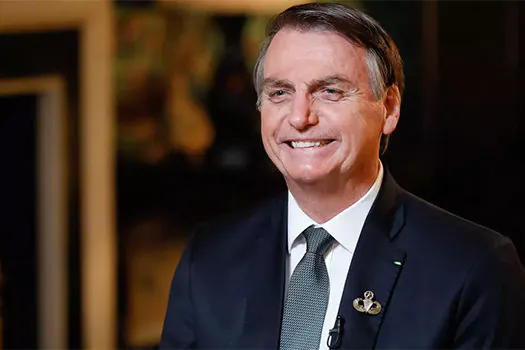 Bolsonaro é alvo de ação por falas sobre mulheres