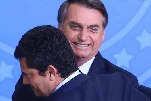 ‘Moro e eu não mordemos a isca’, diz Bolsonaro sobre recriar pasta da Segurança