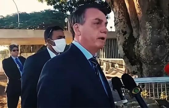 Bolsonaro desafia Moraes e fala em ‘crise institucional’