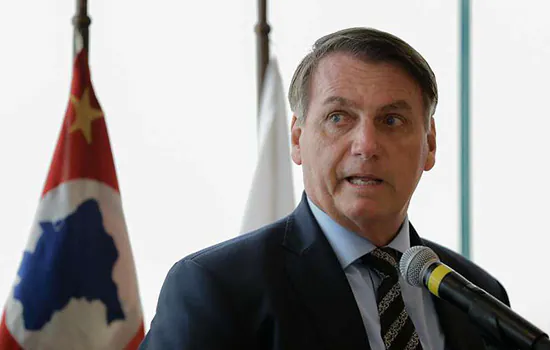 Bolsonaro ameaça não cumprir decisões do STF