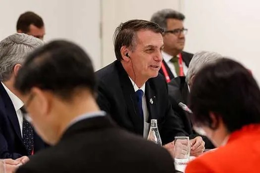 Por atraso de 20 minutos da China, Bolsonaro cancela encontro com Xi Jinping