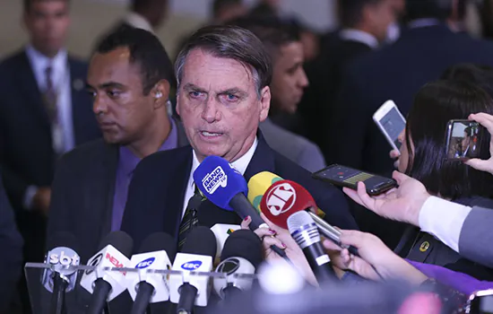 Bolsonaro fala em bons nomes para PGR mas ressalta questão ambiental_x000D_