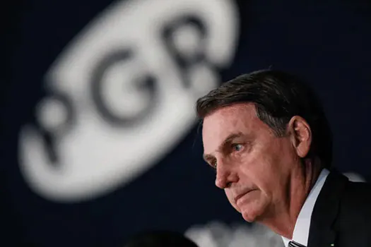 PGR pede abertura de inquérito contra Bolsonaro por prevaricação no caso Covaxin