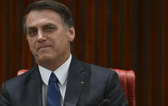 Bolsonaro tem até esta sexta-feira para decidir sobre anistia a partidos