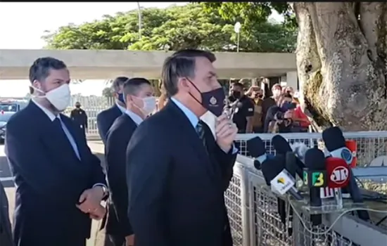 Bolsonaro ataca ‘lockdown’