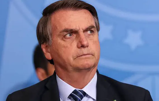 Bolsonaro pede para apoiador esquecer o PSL e diz que Bivar está ‘queimado’