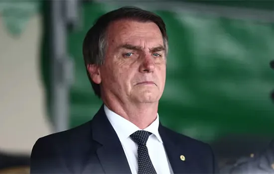 Juiz proíbe Bolsonaro de divulgar campanhas não embasadas em estudos científicos