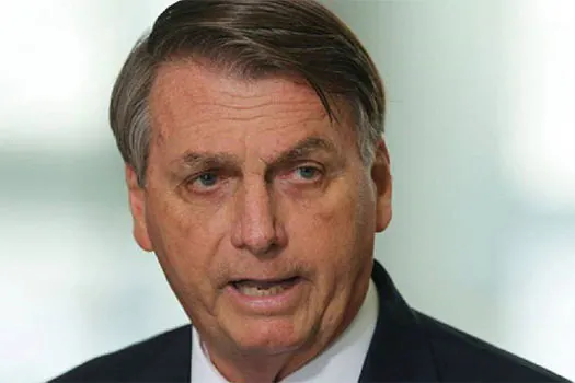 ‘Eles querem voltar a qualquer custo’, diz Bolsonaro sobre tucanos e petistas