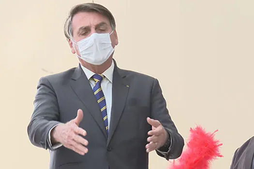 Questão semântica: Bolsonaro diz que não fala PF em vídeo