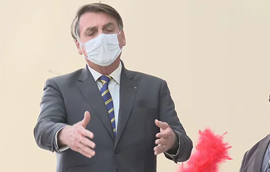 Questão semântica: Bolsonaro diz que não fala PF em vídeo