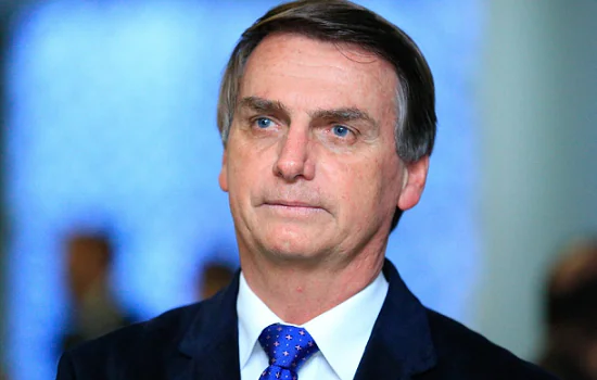 Bolsonaro diz negociar construção do estádio do Flamengo: “Vamos atender o clube”