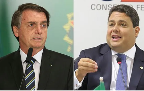 Bolsonaro provoca presidente da OAB: ‘posso contar como o pai dele desapareceu’