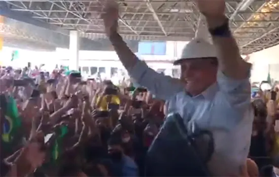 Bolsonaro desembarca em Sergipe para inaugurar usina termoelétrica_x000D_