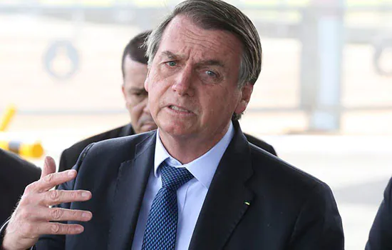 Bolsonaro: é possível reduzir em ao menos 10% preço de combustível sem ‘canetada’