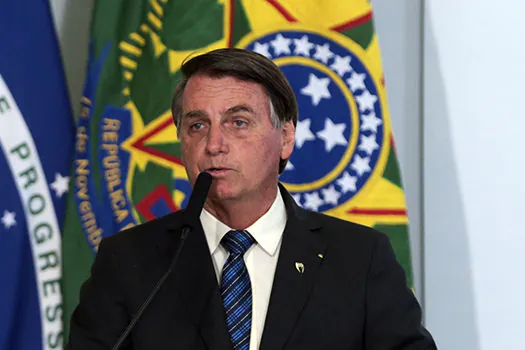 Bolsonaro recua e revoga decreto que libera PPI no SUS