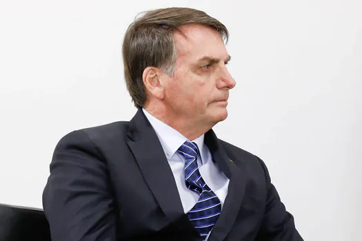 Bolsonaro sanciona limite de gastos de campanha para eleição de 2020