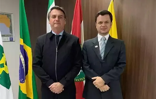 Bolsonaro se reúne com secretário do DF cotado para Segurança Pública_x000D_