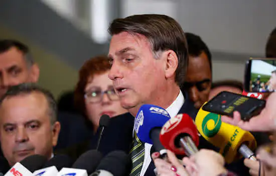 Bolsonaro critica expropriação de terras de quem pratica trabalho escravo